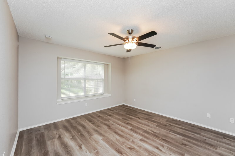 2,380/Mo, 809 Clover Hill Ln Cedar Hill, TX 75104 Main Bedroom View