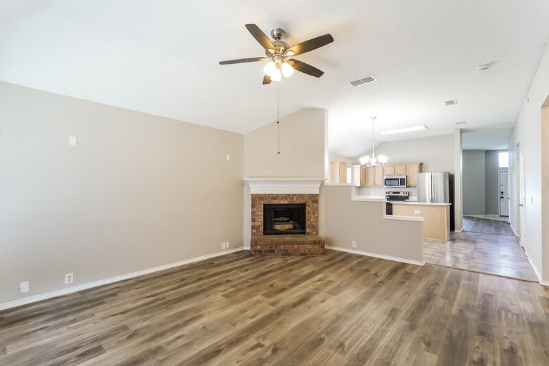 2,475/Mo, 4612 Parkmount Dr Fort Worth, TX 76137 Living Room View 2