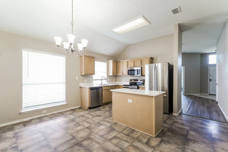 2,475/Mo, 4612 Parkmount Dr Fort Worth, TX 76137 Kitchen View