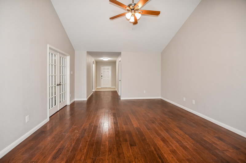 3,350/Mo, 3006 Flowering Springs Dr Forney, TX 75126 Living Room View