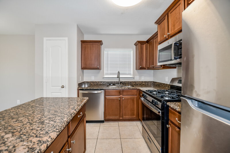 3,350/Mo, 3006 Flowering Springs Dr Forney, TX 75126 Kitchen View 2