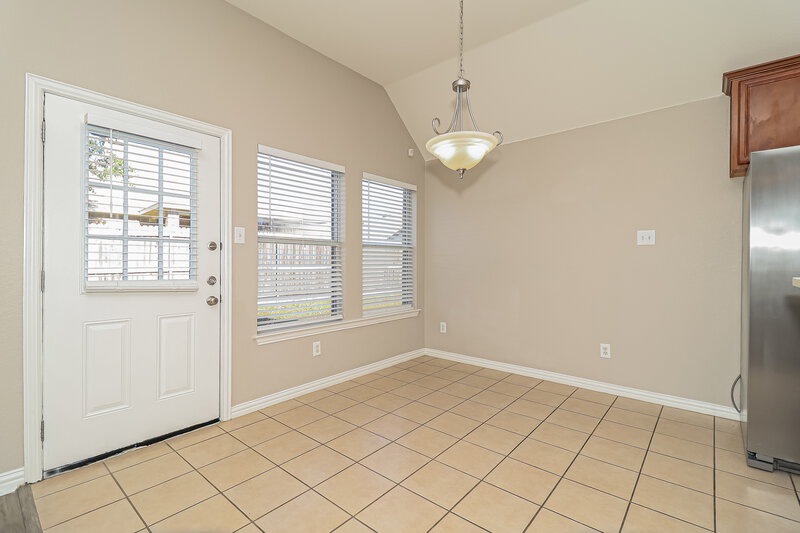 2,170/Mo, 217 Ute Creek Ct Burleson, TX 76028 Breakfast Nook View
