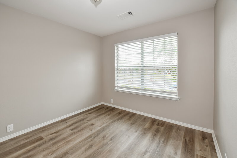 2,125/Mo, 308 Sandy Ln Royse City, TX 75189 Bedroom View 2
