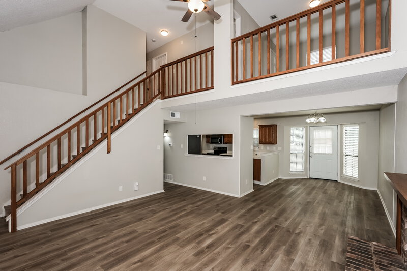 1,875/Mo, 2216 Crestmeadow St Denton, TX 76207 Living Room View