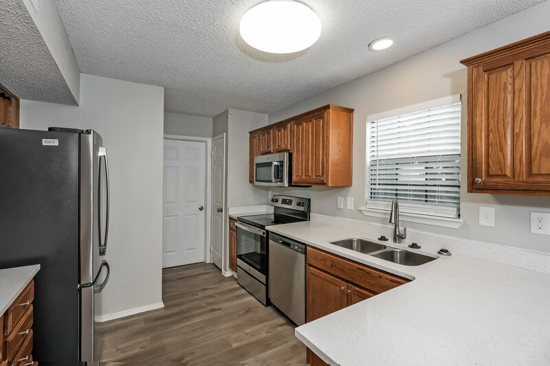 1,875/Mo, 2216 Crestmeadow St Denton, TX 76207 Kitchen View
