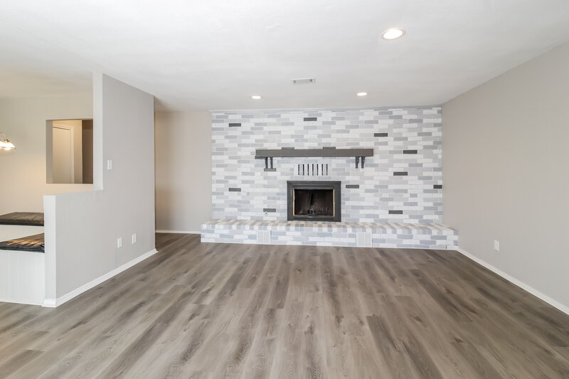 2,235/Mo, 6 Christi Ln Krum, TX 76249 Living Room View 2