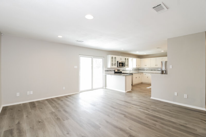 2,235/Mo, 6 Christi Ln Krum, TX 76249 Living Room View 4