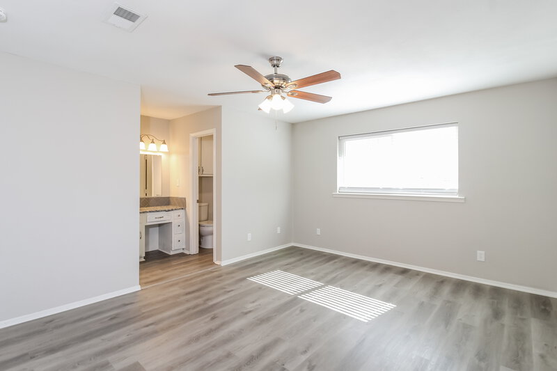2,235/Mo, 6 Christi Ln Krum, TX 76249 Main Bedroom View 2