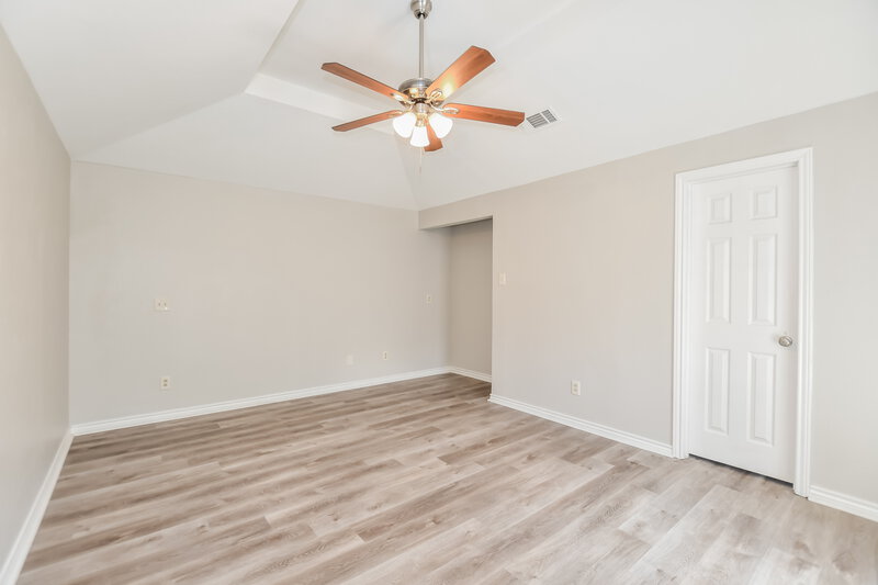 2,725/Mo, 410 Heritage St Rockwall, TX 75087 Main Bedroom View