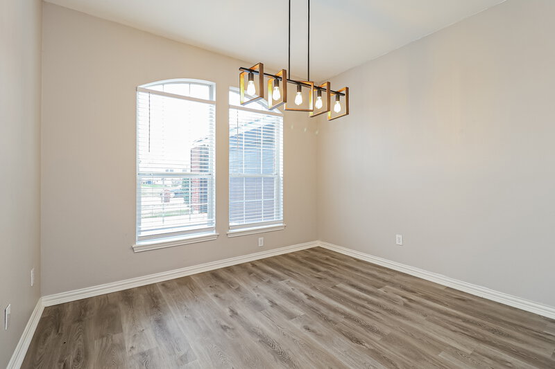 2,180/Mo, 113 Oak Hollow Ln Red Oak, TX 75154 Dining Room View