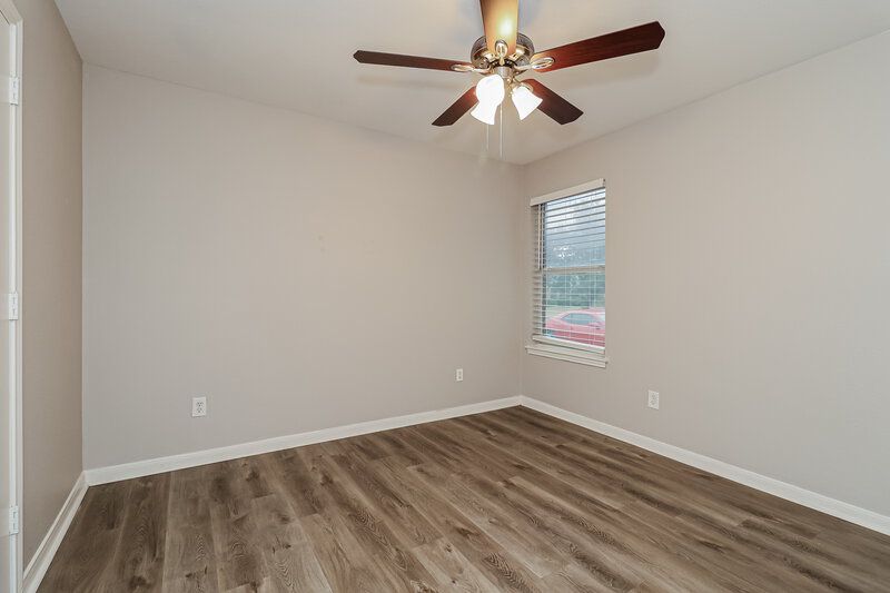 2,180/Mo, 113 Oak Hollow Ln Red Oak, TX 75154 Bedroom View