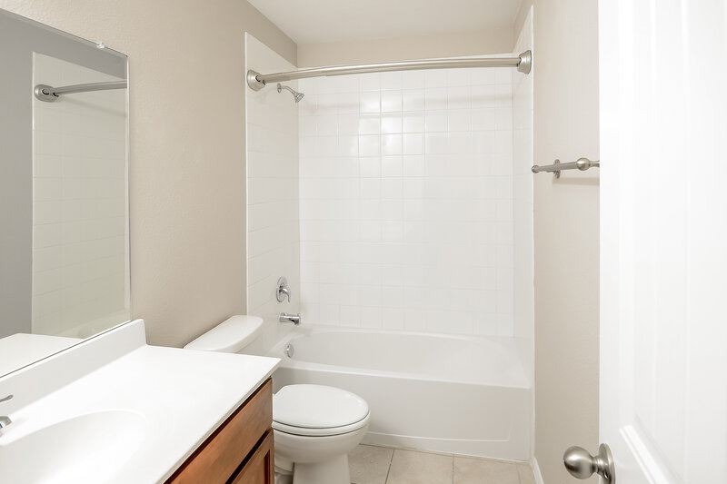 2,255/Mo, 2084 Brisbon St Fate, TX 75189 Bathroom View