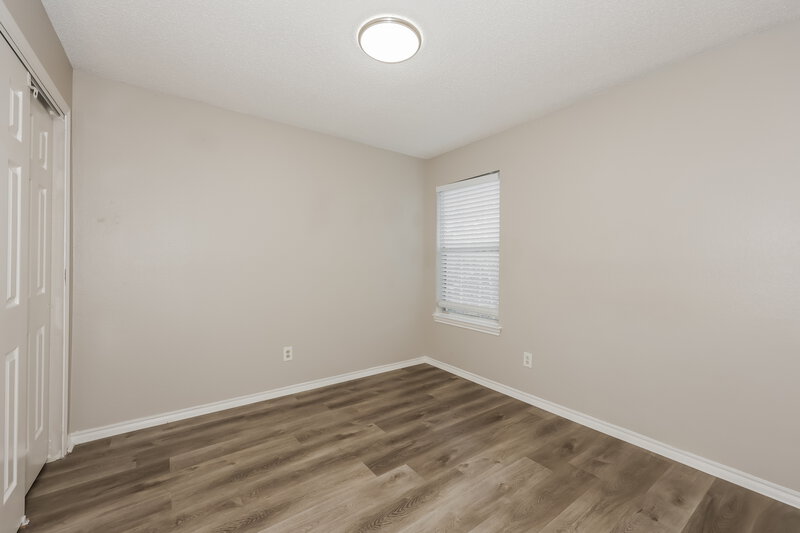 2,525/Mo, 403 Windhurst Dr Grand Prairie, TX 75052 Bedroom View 2