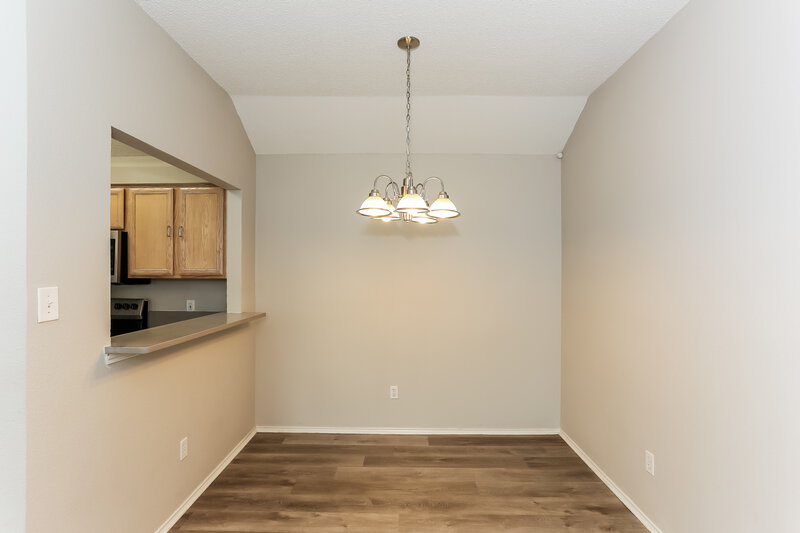2,070/Mo, 7445 Arbor Hill Dr Fort Worth, TX 76120 Dining Room View