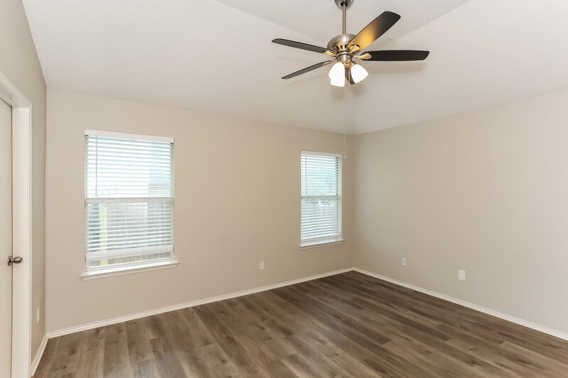 2,070/Mo, 7445 Arbor Hill Dr Fort Worth, TX 76120 Main Bedroom View