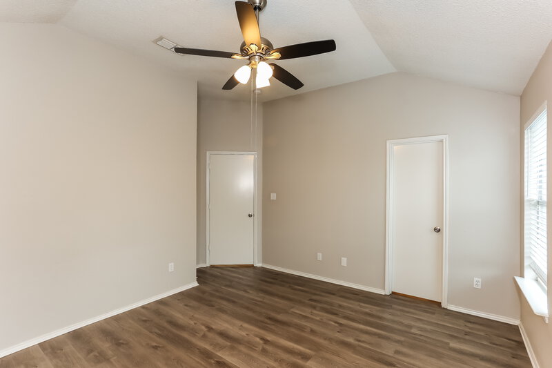 2,070/Mo, 7445 Arbor Hill Dr Fort Worth, TX 76120 Main Bedroom View 2