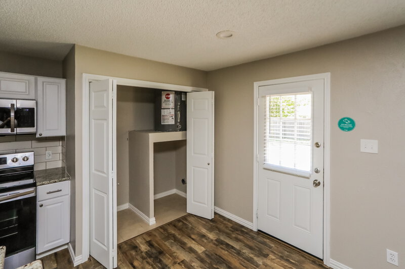 2,830/Mo, 616 Circleview Dr Mansfield, TX 76063 Dining Room View