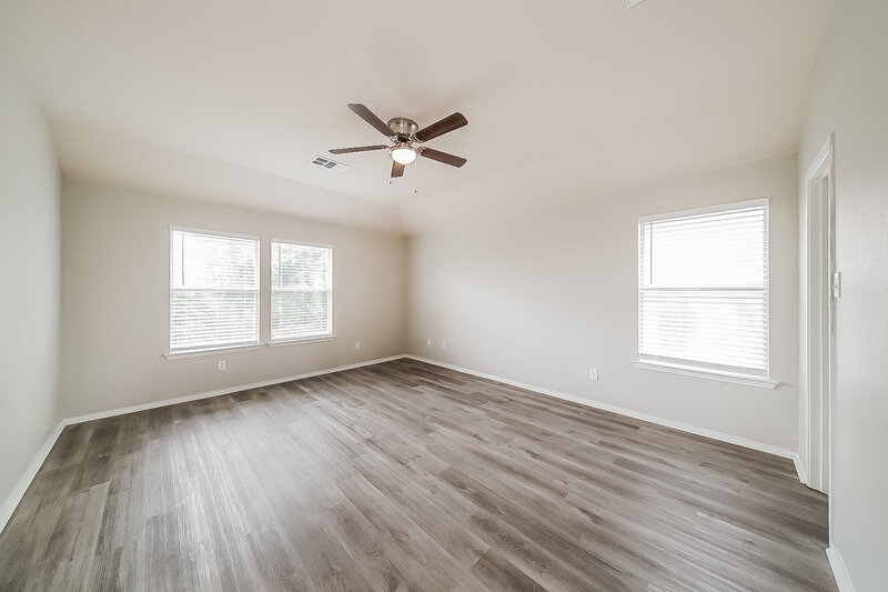 2,680/Mo, 9809 Rockledge Rd Fort Worth, TX 76108 Main Bedroom View