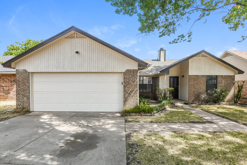 1,940/Mo, 1202 Harvell Dr Cedar Hill, TX 75104 External View