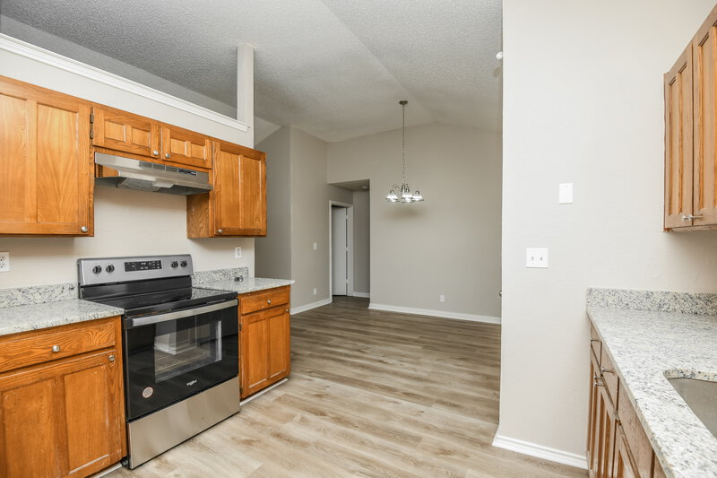 1,940/Mo, 1202 Harvell Dr Cedar Hill, TX 75104 Kitchen View 2