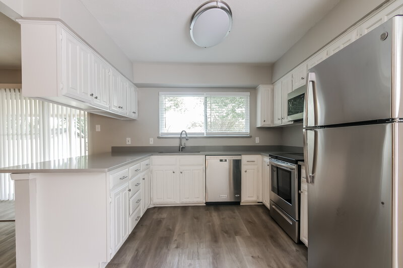 2,315/Mo, 3702 Palomino Dr Arlington, TX 76017 Kitchen View