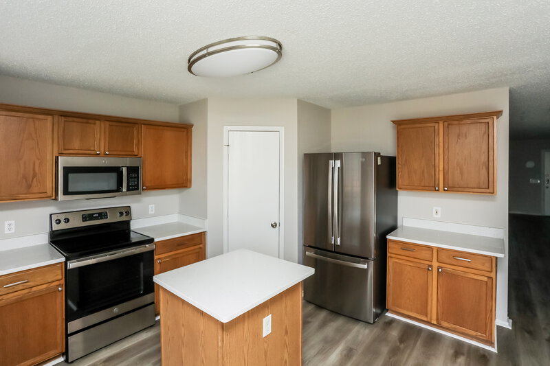 3,225/Mo, 1919 Berkeley Dr Glenn Heights, TX 75154 Kitchen View 3