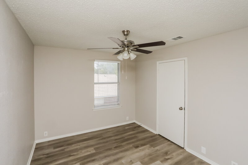 3,225/Mo, 1919 Berkeley Dr Glenn Heights, TX 75154 Bedroom View