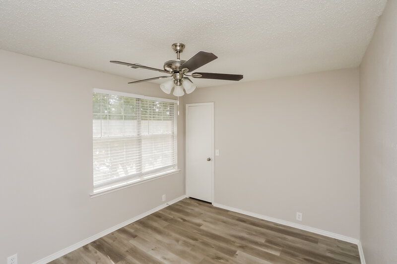3,225/Mo, 1919 Berkeley Dr Glenn Heights, TX 75154 Bedroom View 3