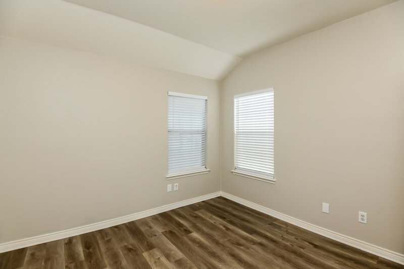 2,345/Mo, 4605 Birchbend Ln Fort Worth, TX 76137 Bathroom View