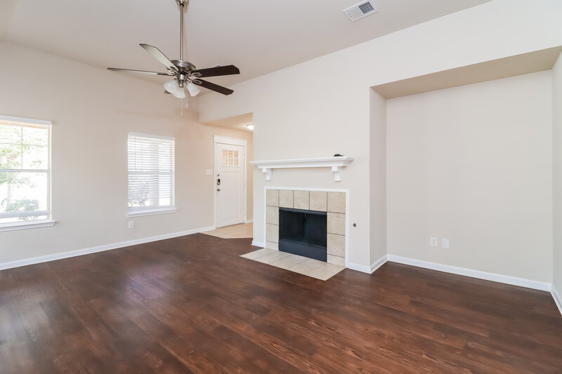 2,580/Mo, 1429 Dun Horse Dr Haslet, TX 76052 Living Room View 2