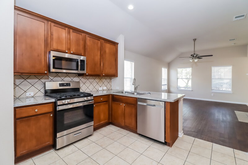 2,580/Mo, 1429 Dun Horse Dr Haslet, TX 76052 Kitchen View 2