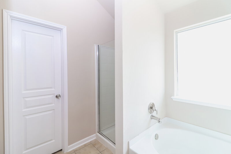 2,580/Mo, 1429 Dun Horse Dr Haslet, TX 76052 Main Bathroom View