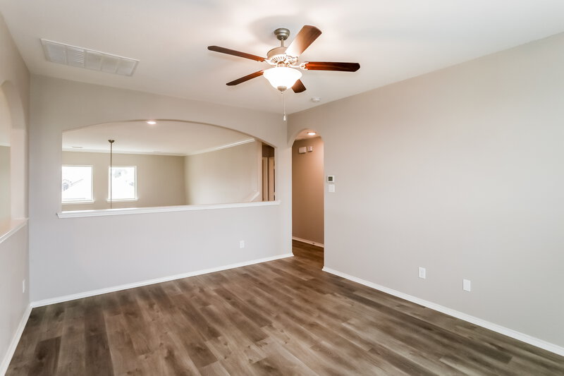 2,560/Mo, 617 Pawnee St Aubrey, TX 76227 Dining Room View