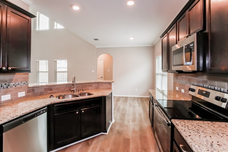 2,560/Mo, 617 Pawnee St Aubrey, TX 76227 Kitchen View 2