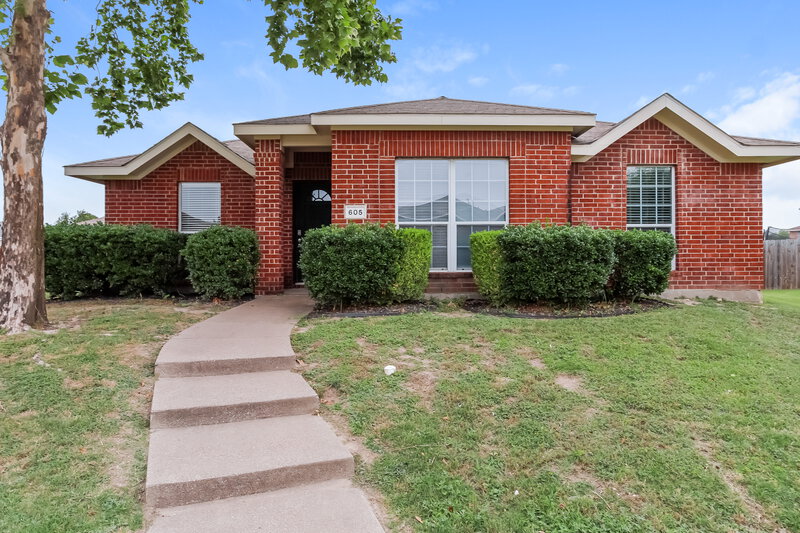 2,200/Mo, 605 Canyon Pl Desoto, TX 75115 External View