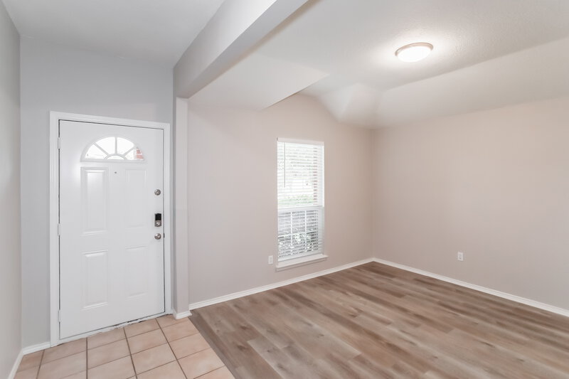 2,200/Mo, 605 Canyon Pl Desoto, TX 75115 Family Room View