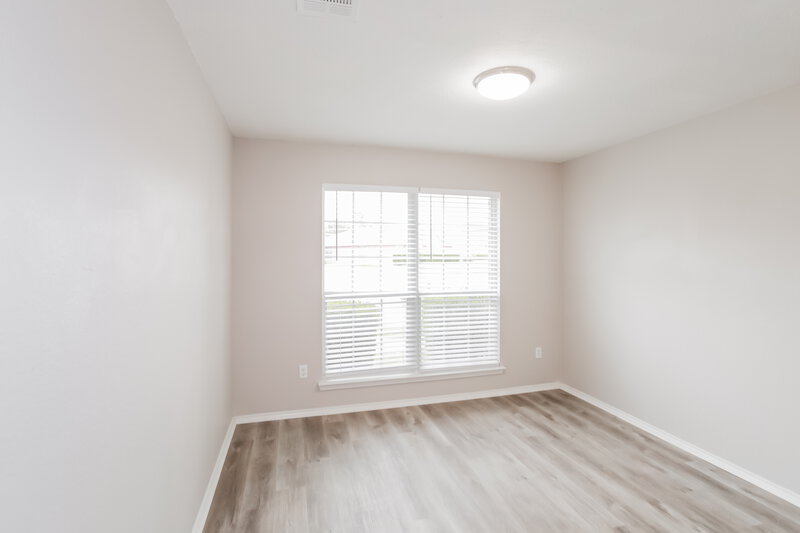 2,200/Mo, 605 Canyon Pl Desoto, TX 75115 Bedroom View