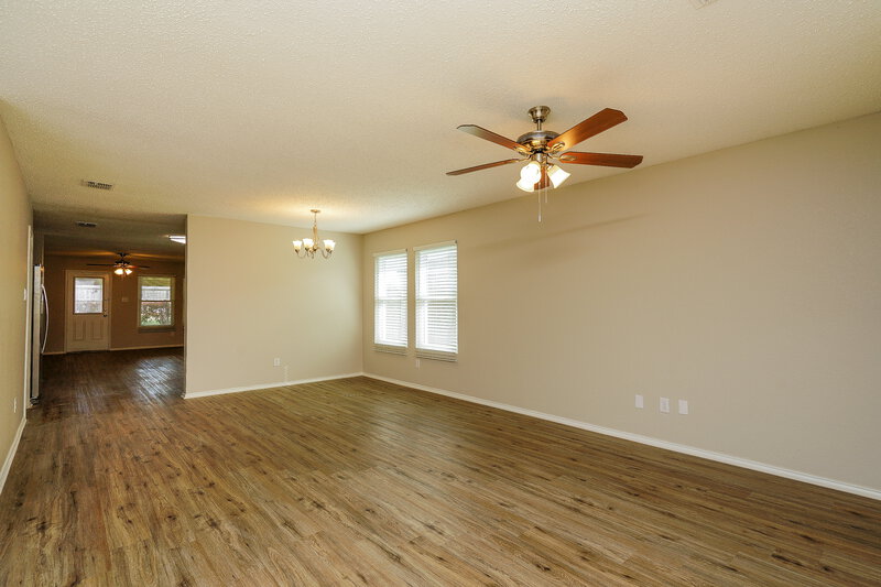 2,695/Mo, 8617 Swan Park Dr Denton, TX 76210 Living Room View 2