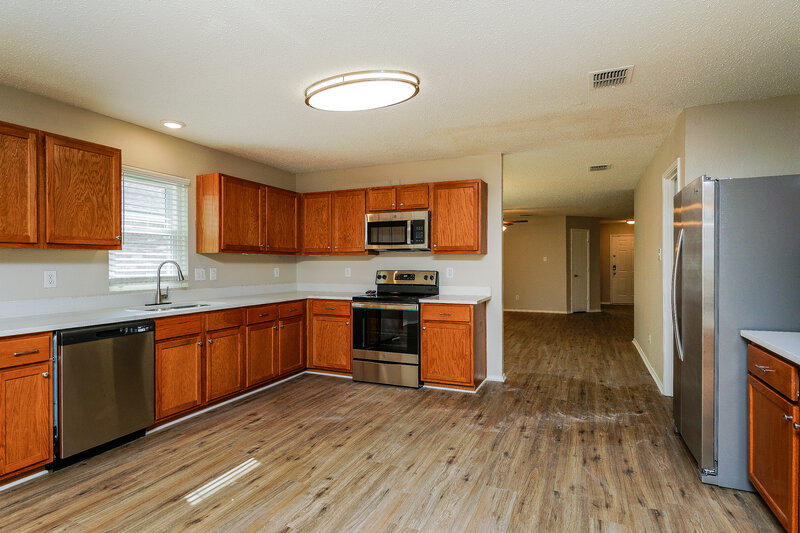 2,695/Mo, 8617 Swan Park Dr Denton, TX 76210 Kitchen View 3