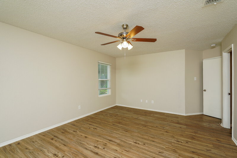 2,695/Mo, 8617 Swan Park Dr Denton, TX 76210 Family Room View
