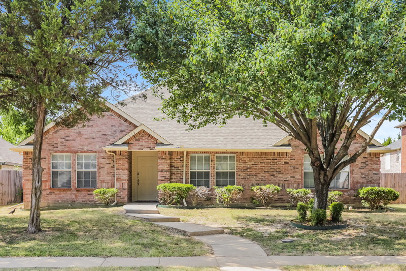 2,780/Mo, 612 Grove Mnr Cedar Hill, TX 75104 External View