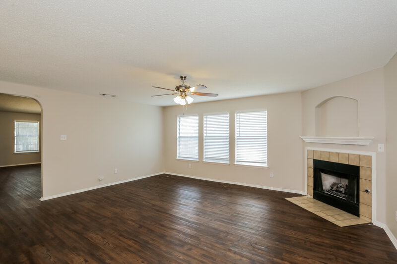 2,575/Mo, 612 Grove Mnr Cedar Hill, TX 75104 Misc View 2