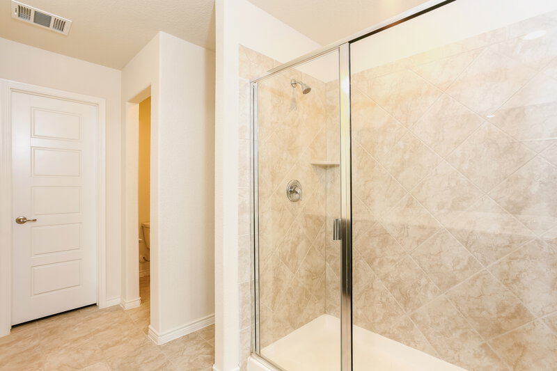 2,440/Mo, 226 Headwater Dr Rockwall, TX 75087 Main Bathroom View 2