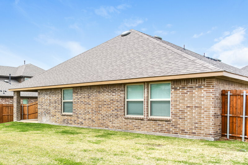 2,440/Mo, 226 Headwater Dr Rockwall, TX 75087 Rear View 2