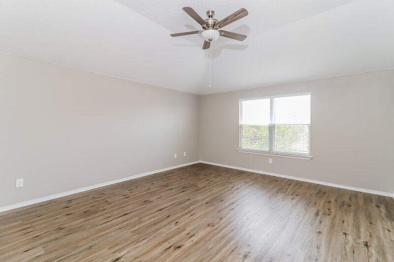 3,125/Mo, 10617 Elk Hollow Dr Fort Worth, TX 76140 Main Bedroom View