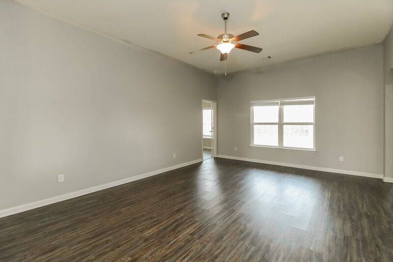 2,300/Mo, 1400 Conley Ln Crowley, TX 76036 Living Room View