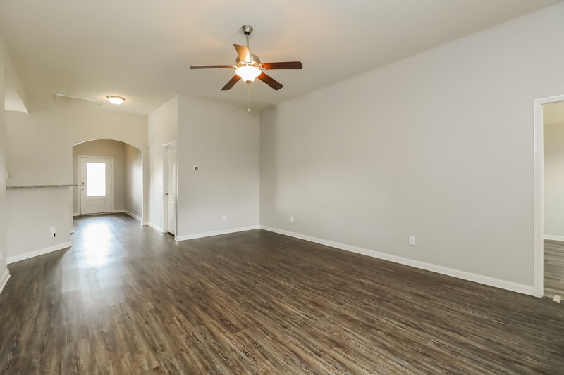 2,300/Mo, 1400 Conley Ln Crowley, TX 76036 Living Room View 3