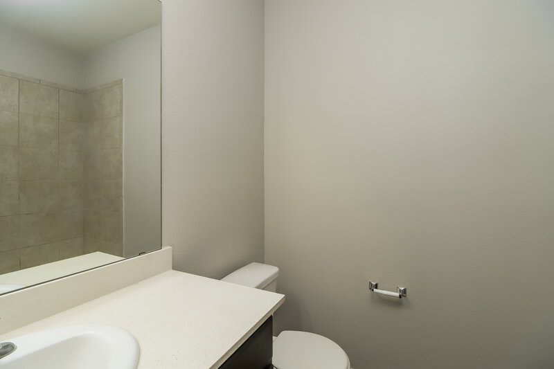 2,300/Mo, 1400 Conley Ln Crowley, TX 76036 Bathroom View