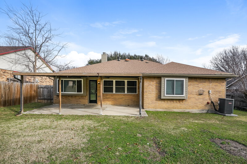 2,005/Mo, 104 Suttonwood Dr Fort Worth, TX 76108 Rear View