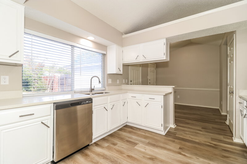 2,295/Mo, 8707 Woodfell Ct Dallas, TX 75249 Kitchen View